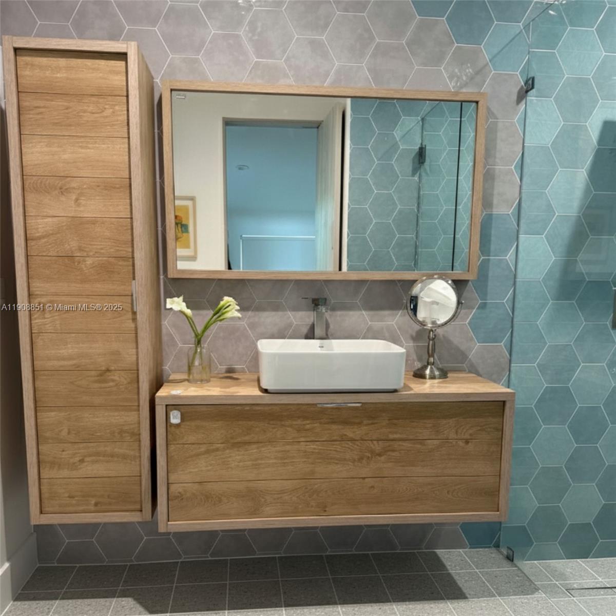 SYLVANIA HEIGHTS - Residential Lease