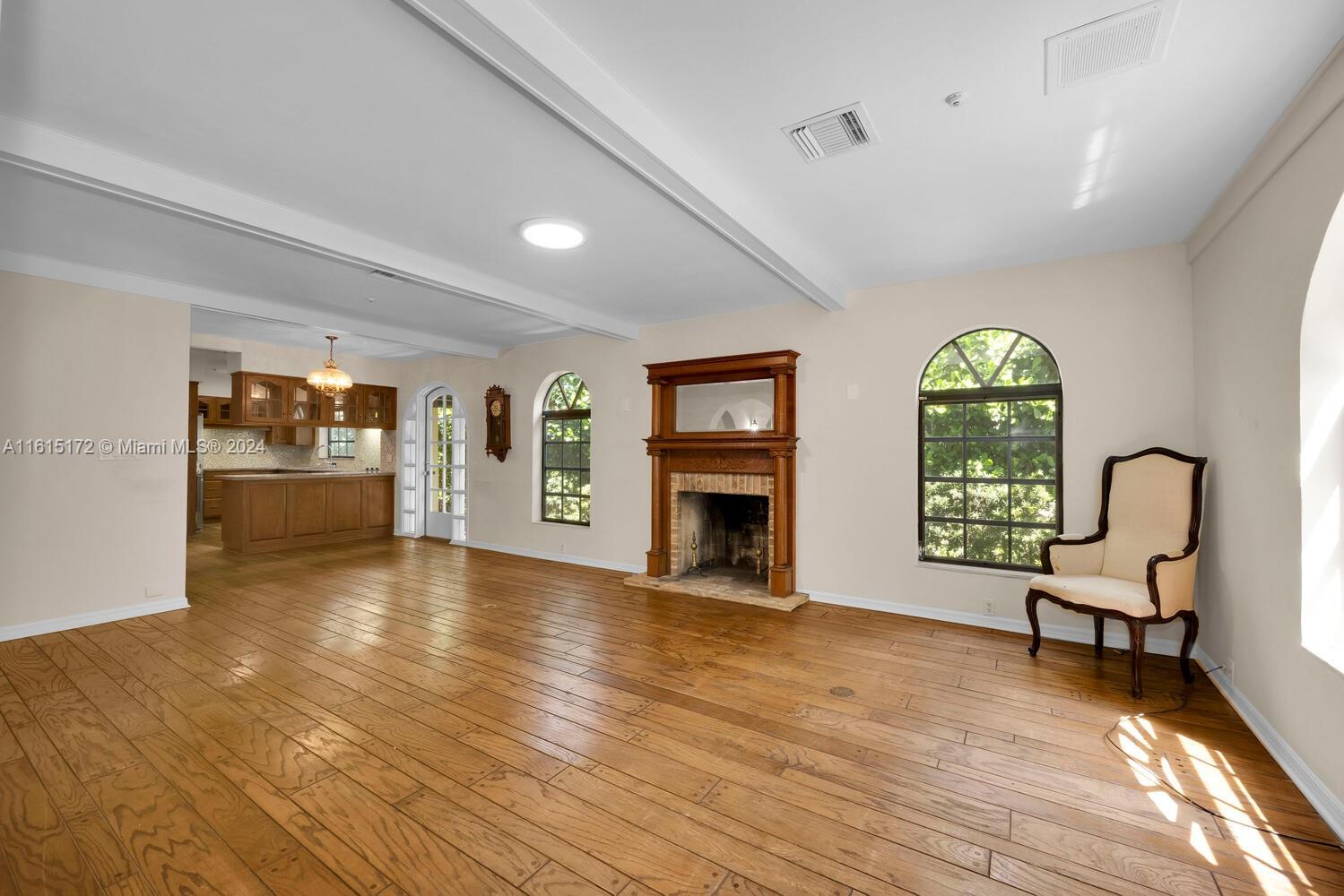 CORAL GABLES RIVIERA SEC - Residential