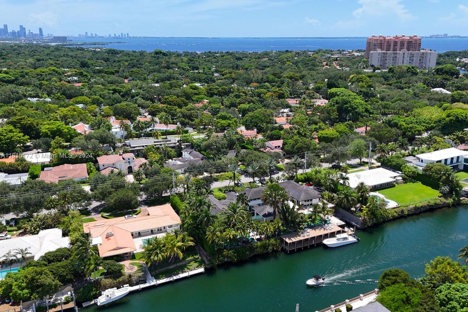 CORAL GABLES RIVIERA SEC - Residential