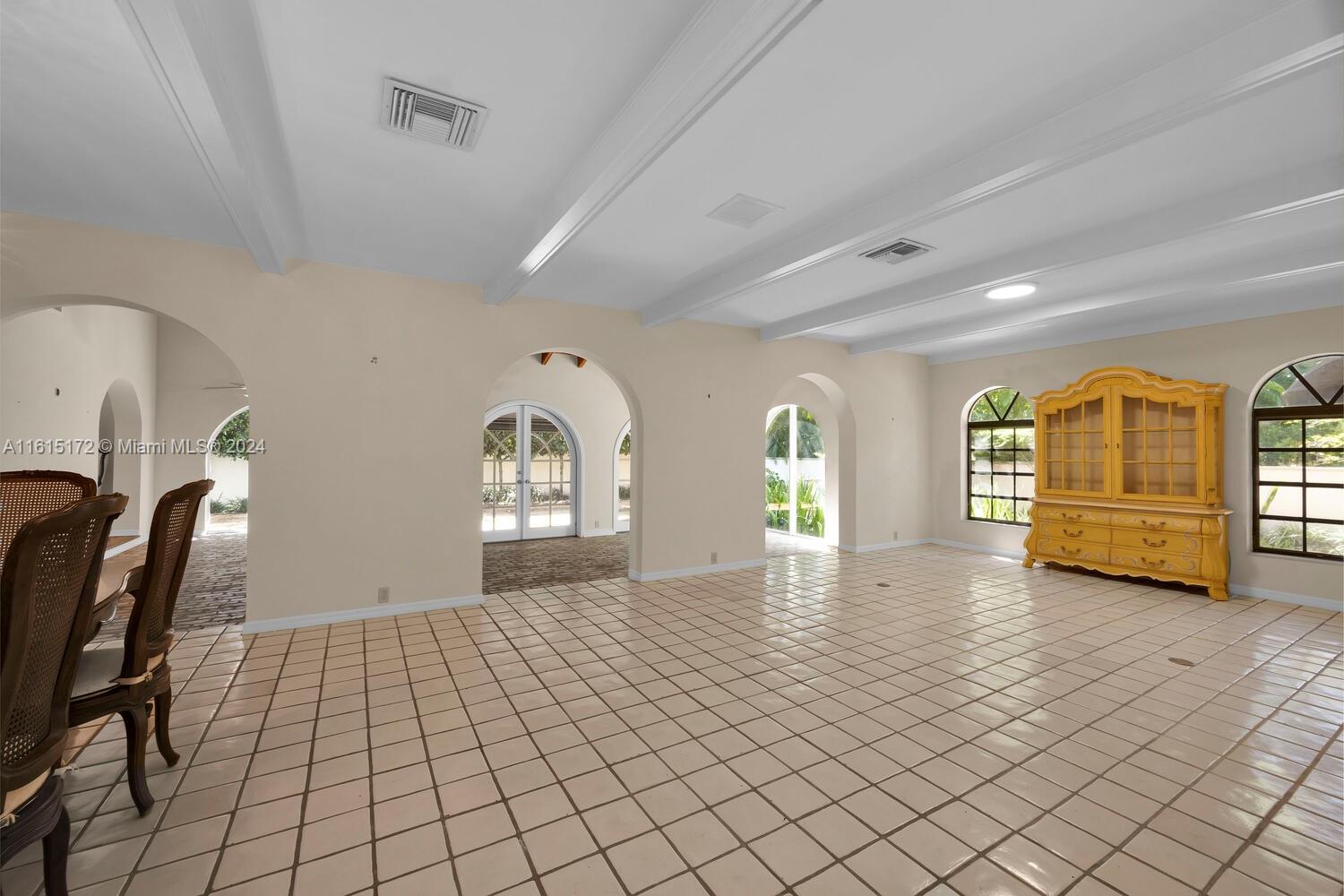 CORAL GABLES RIVIERA SEC - Residential