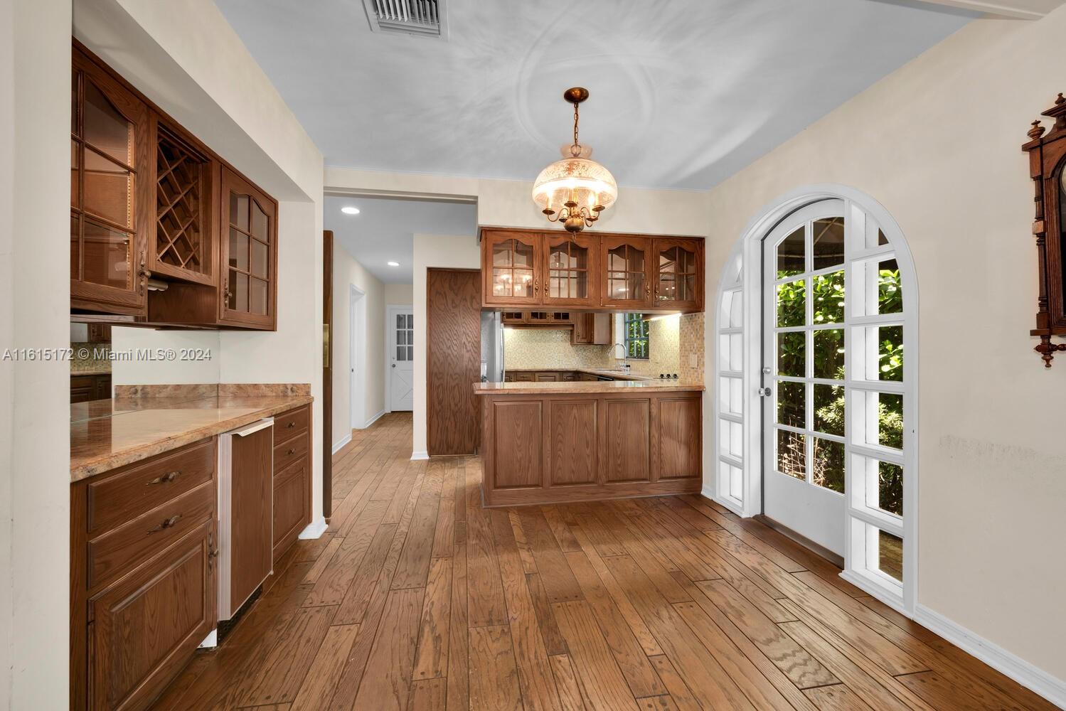 CORAL GABLES RIVIERA SEC - Residential