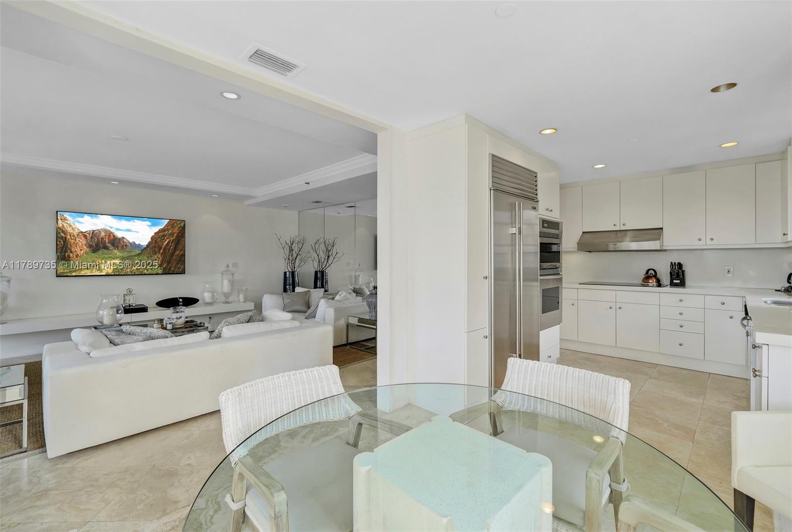 SEASIDE CONDO - Residential Lease