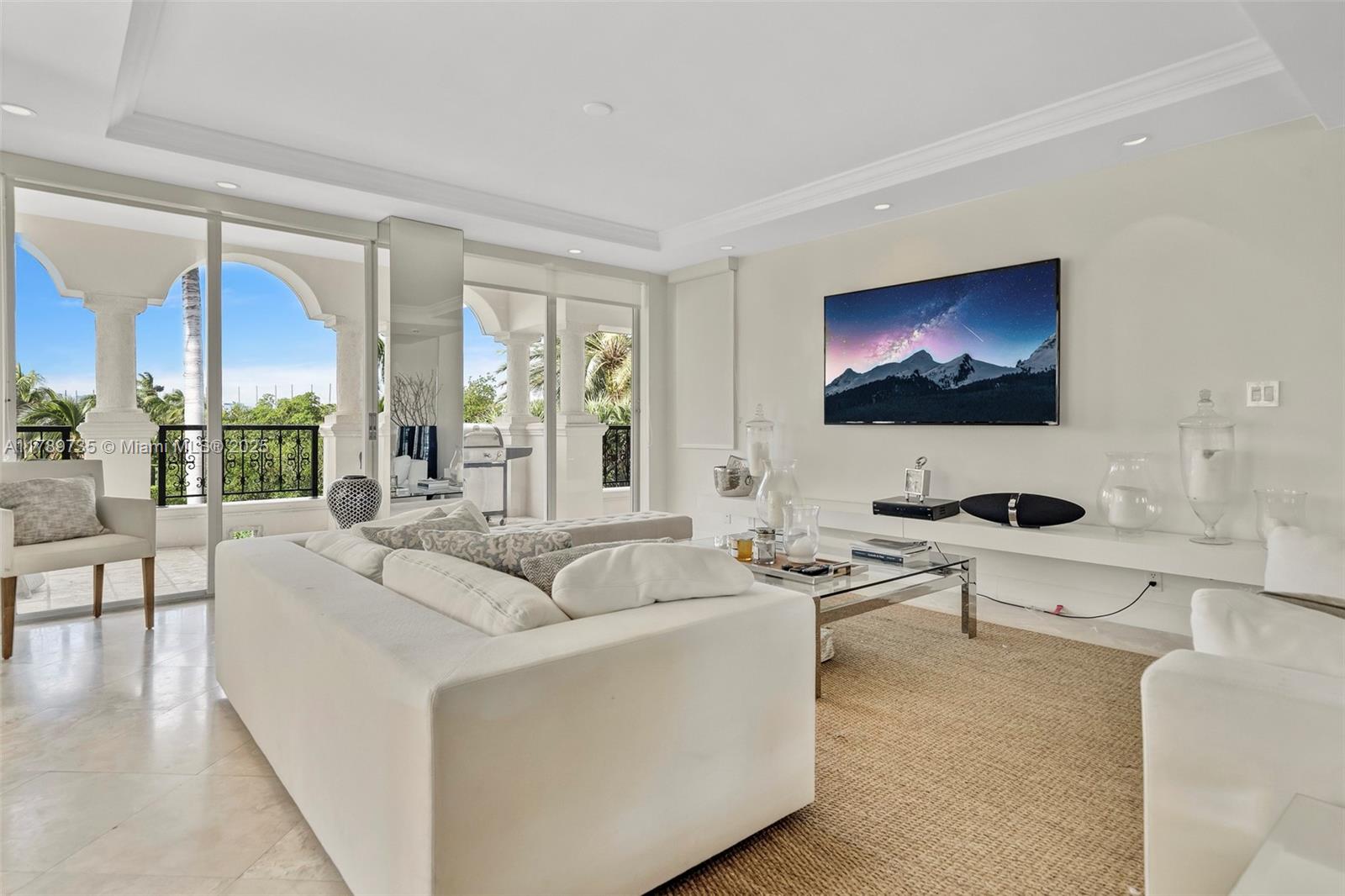 SEASIDE CONDO - Residential Lease