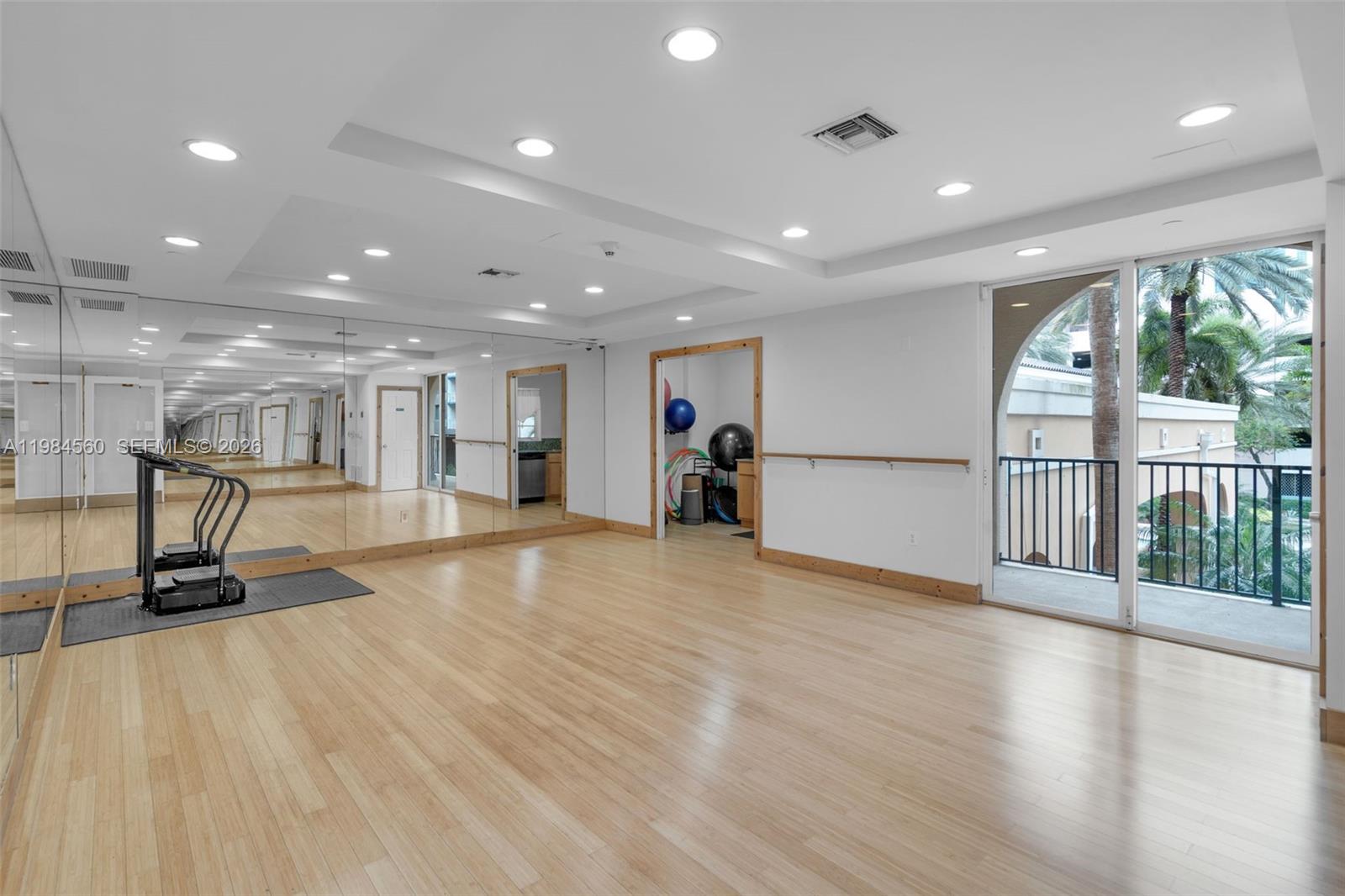 LAS OLAS BY THE RIVER CON - Residential Lease