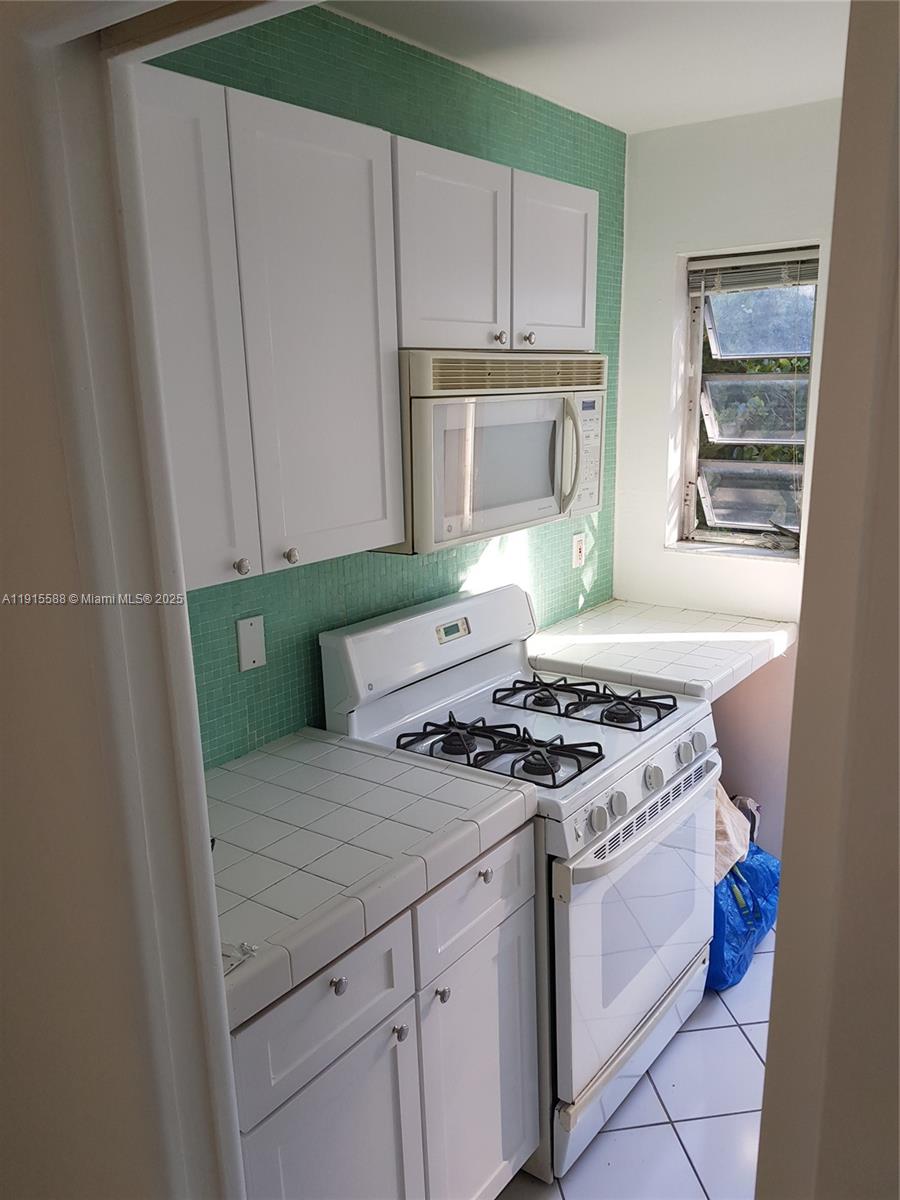 WINDSOR TERRACE CONDO - Residential