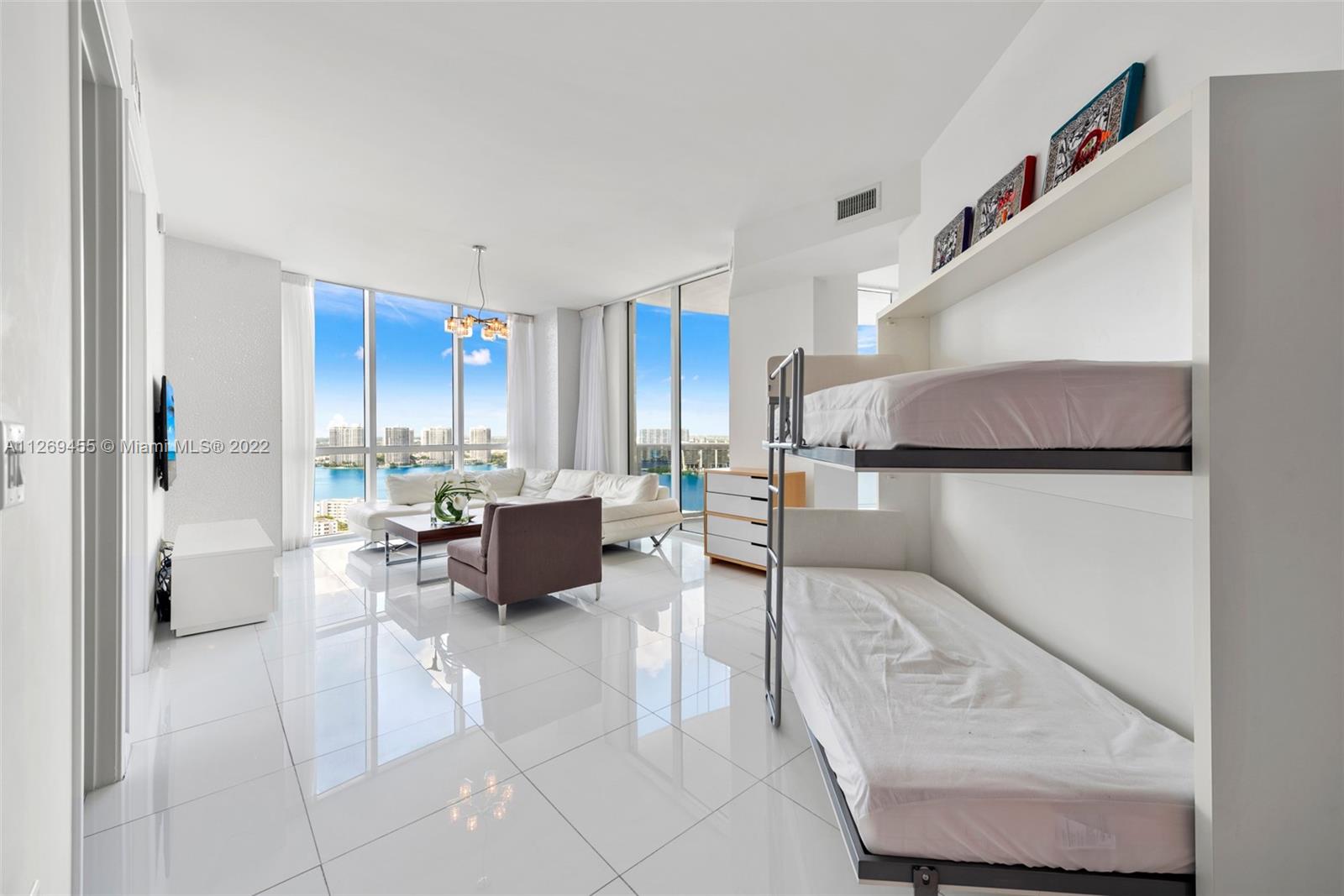 Photo 8 of 57 of 18201 Collins Ave 3601A condo