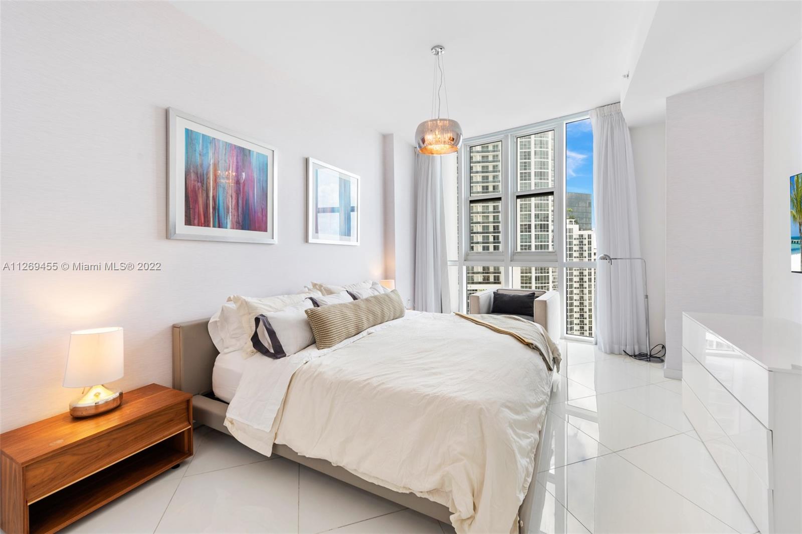 Photo 19 of 57 of 18201 Collins Ave 3601A condo