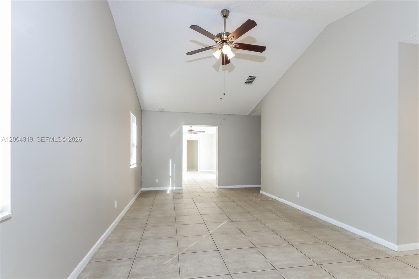 10404 Oliver Ln