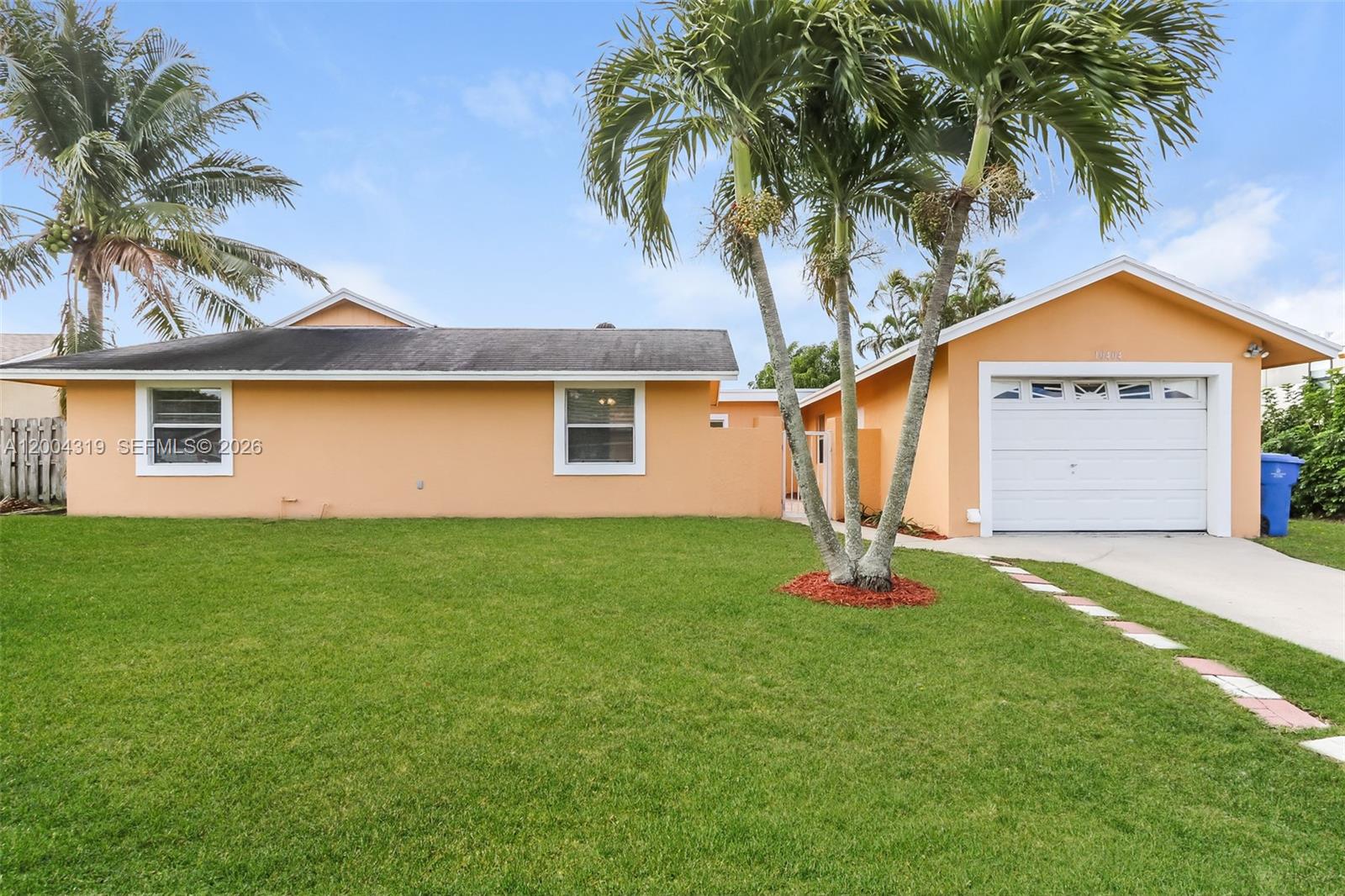 10404 Oliver Ln