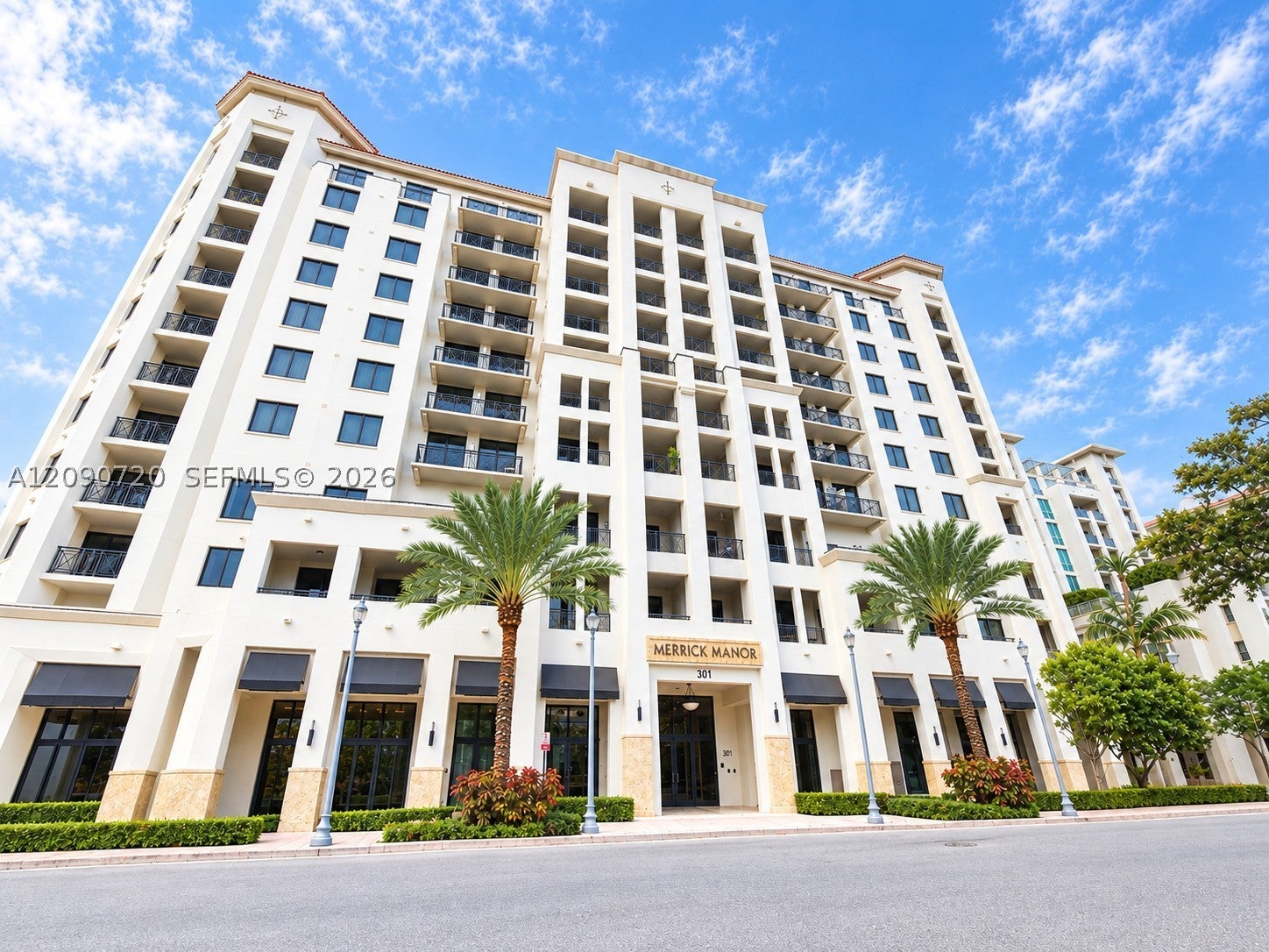 301 Altara Ave 734