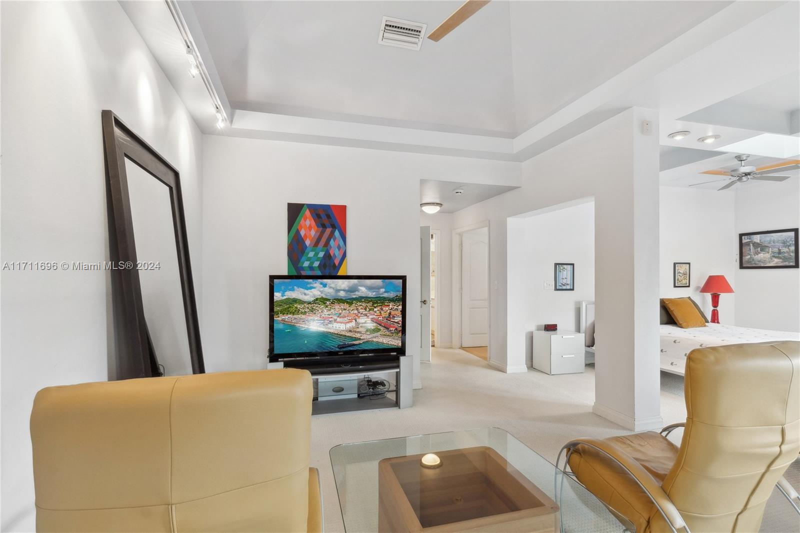 THE THS AT SUNSET HARBOUR - Residential