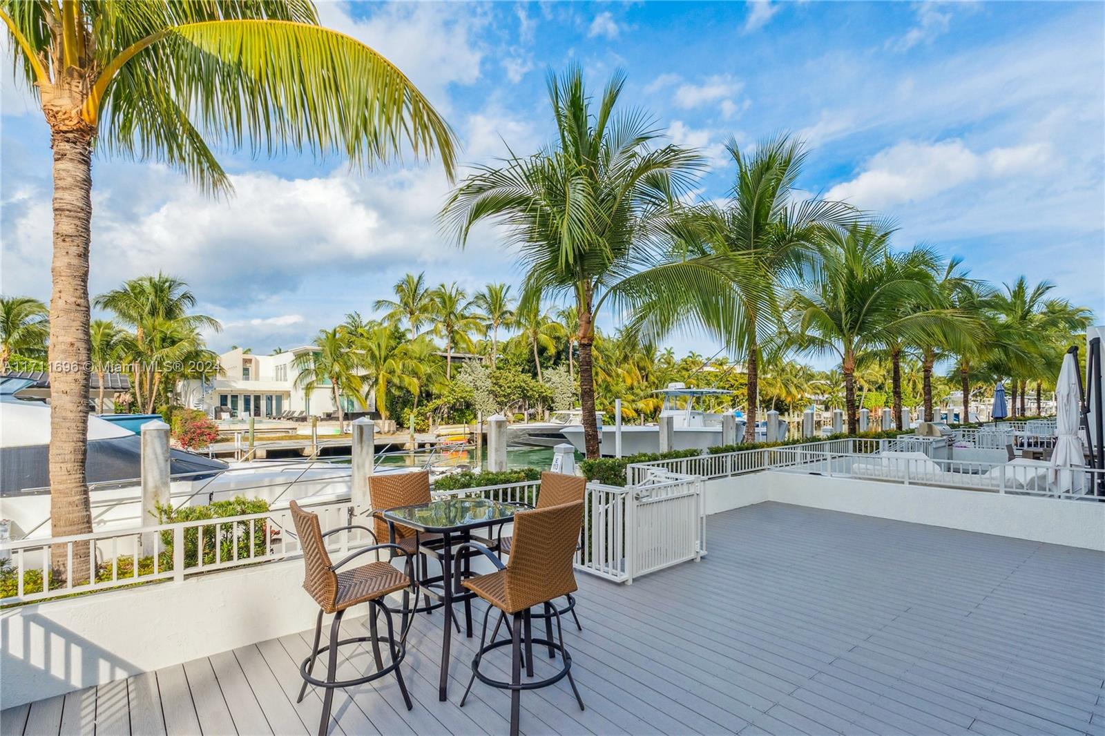 THE THS AT SUNSET HARBOUR - Residential