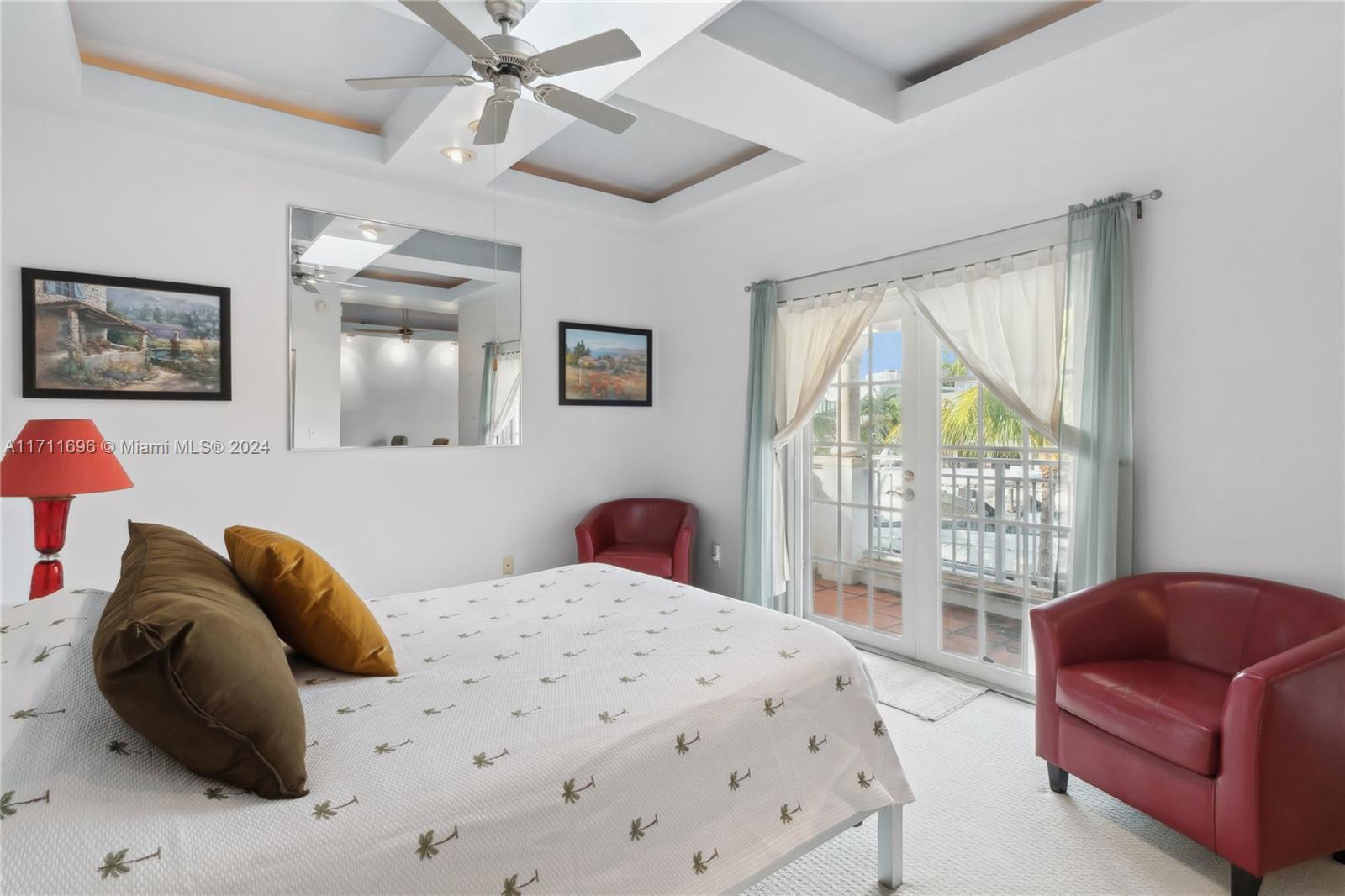 THE THS AT SUNSET HARBOUR - Residential