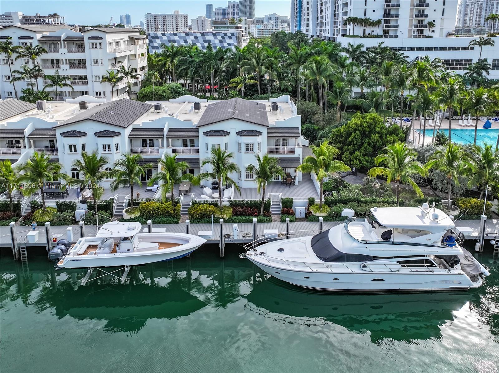 THE THS AT SUNSET HARBOUR - Residential