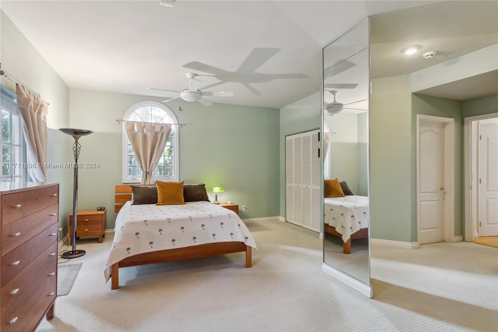 THE THS AT SUNSET HARBOUR - Residential