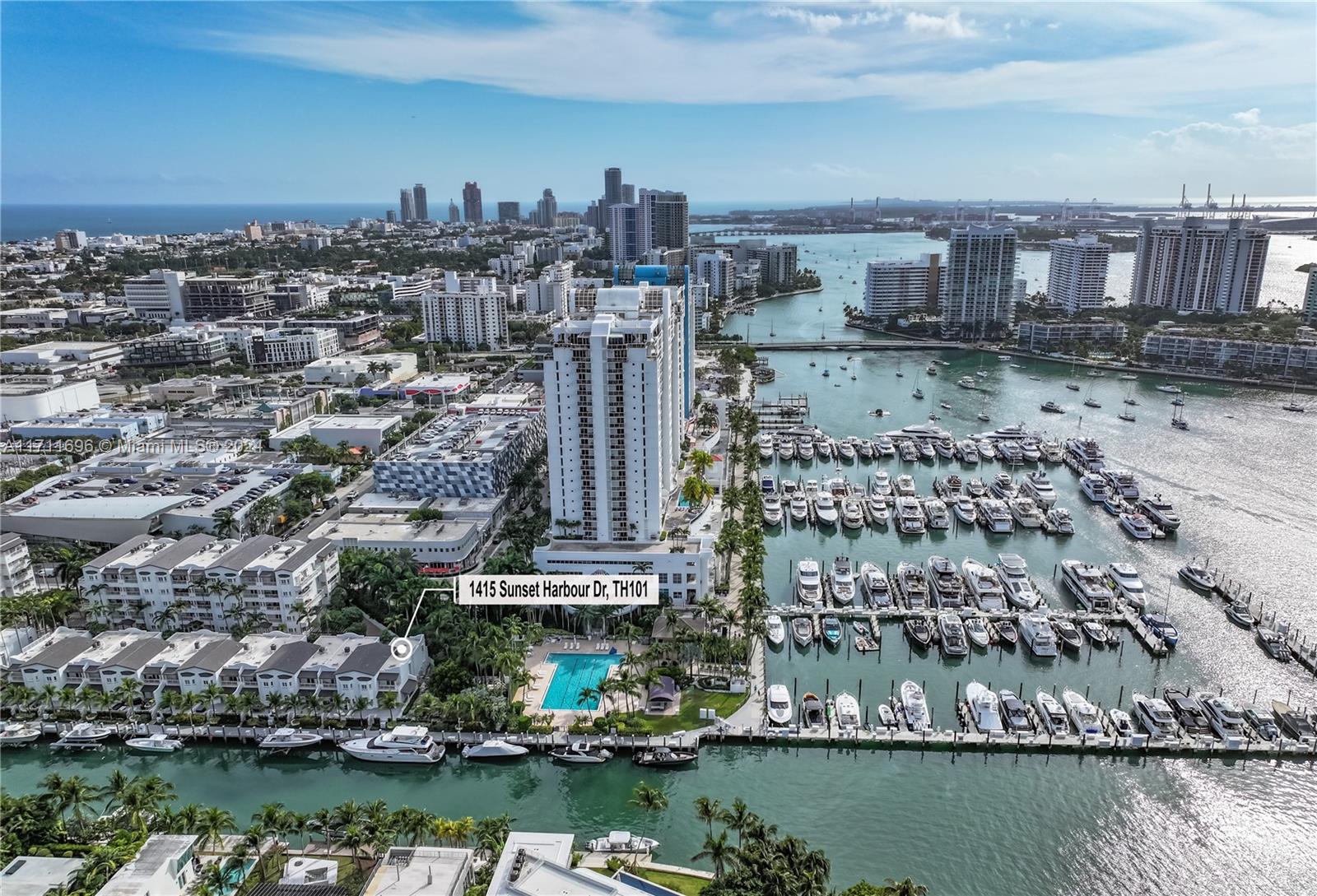 THE THS AT SUNSET HARBOUR - Residential