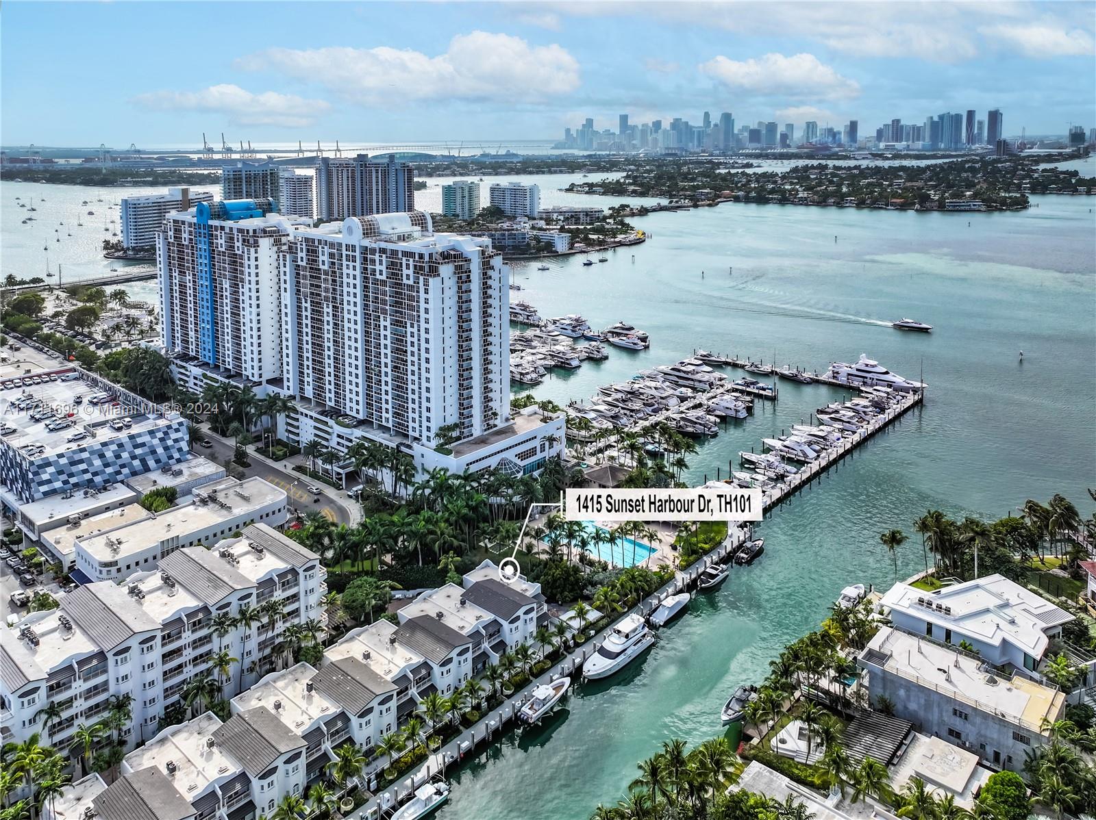 THE THS AT SUNSET HARBOUR - Residential