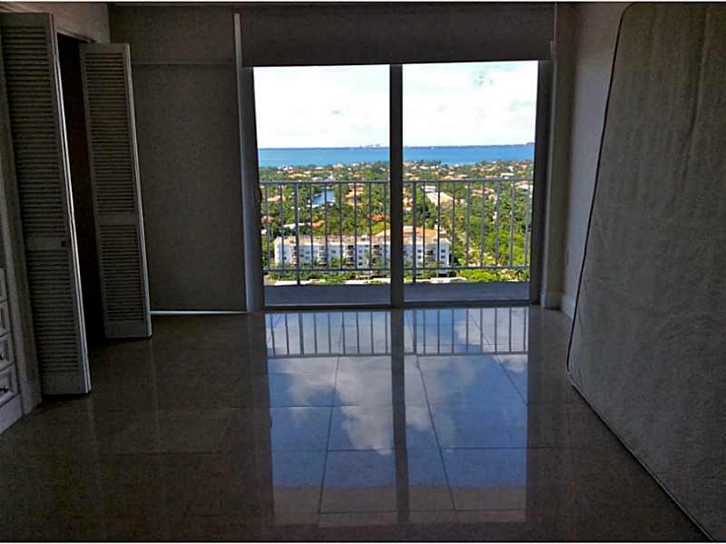 CASA DEL MAR CONDO - Residential Lease