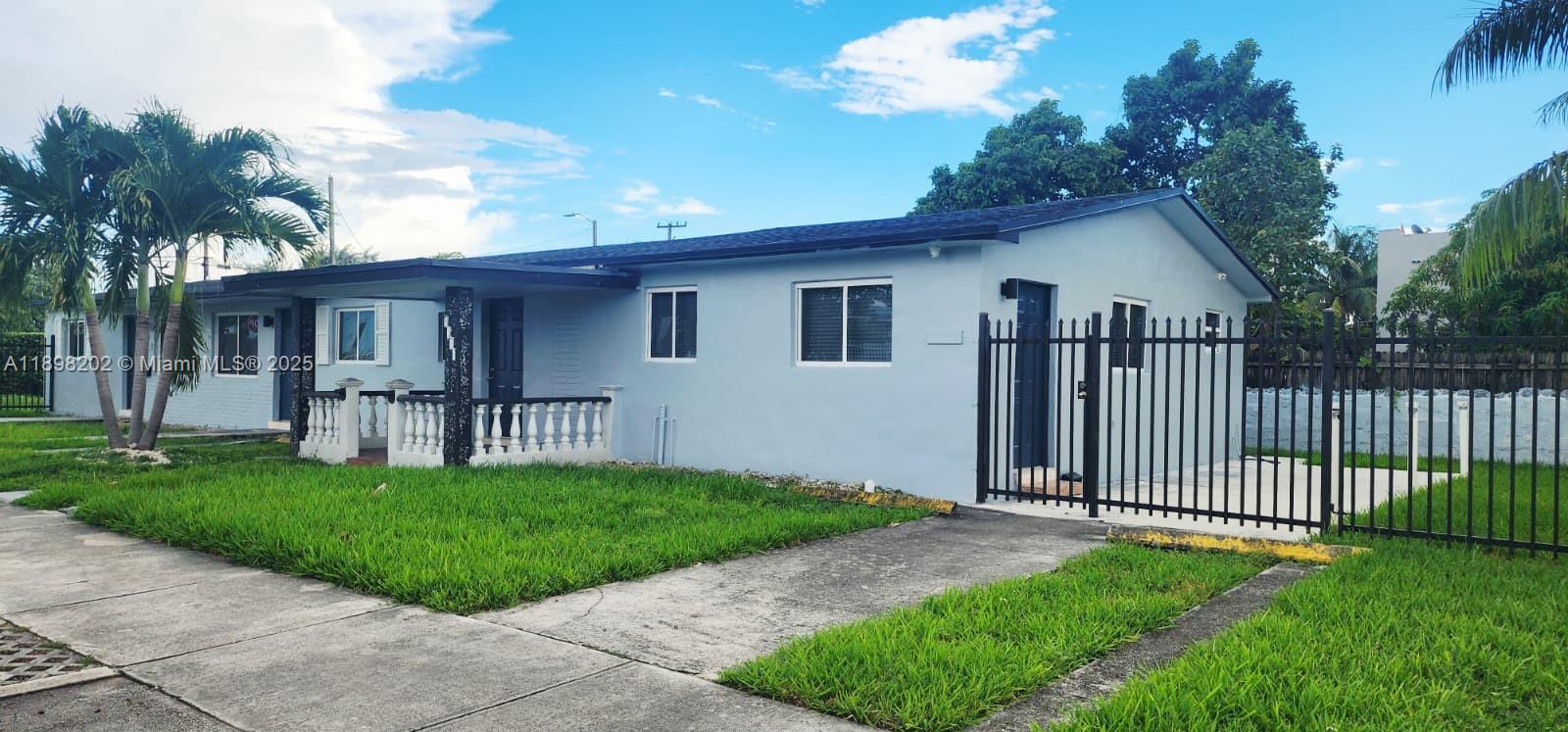 Remodeled 1 bed / 1 bath unit with open kitchen and 2 parking spaces. Marble / ceramic tiles throughout. Washer and dryer on the premises, access to patio. Centrally located with easy access to major highways and public transportation. Electricity and water included in the rental payment.