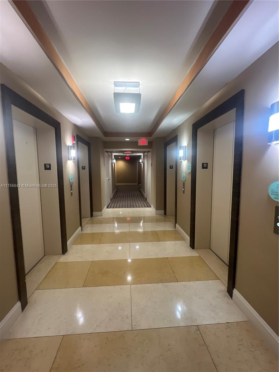 VIZCAYNE SOUTH CONDO - Residential