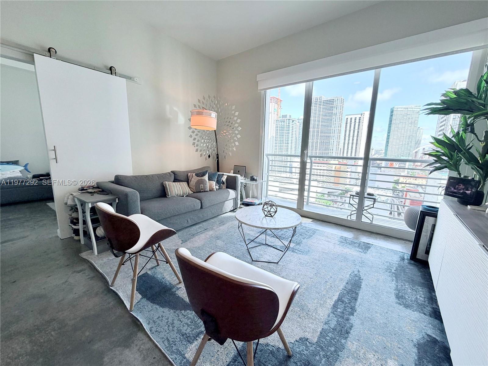 THE LOFT DOWNTOWN II COND - Residential Lease