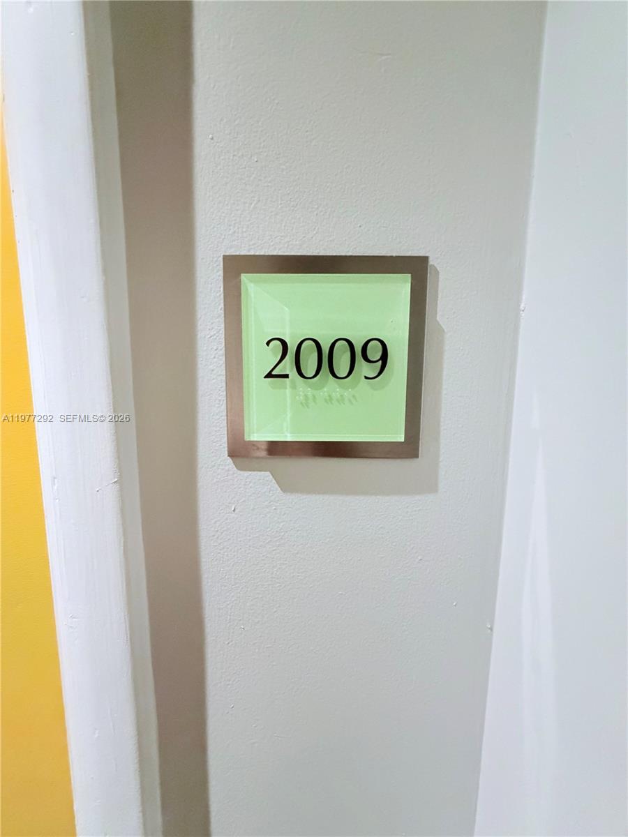 THE LOFT DOWNTOWN II COND - Residential Lease