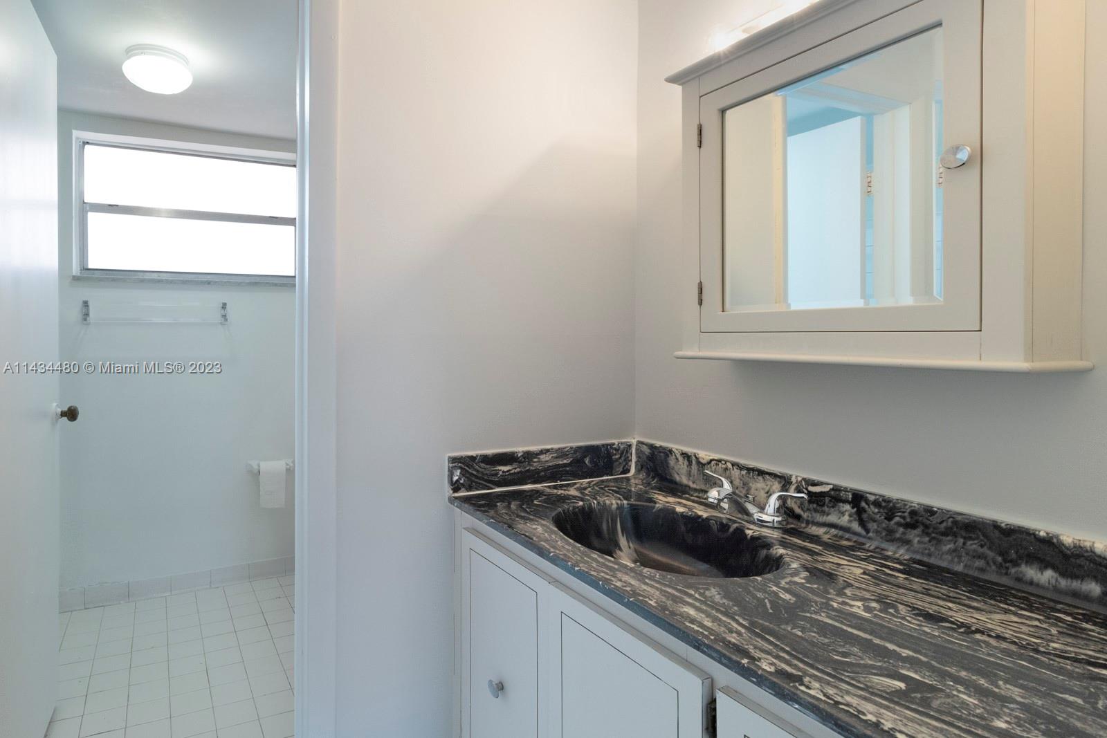 EL CONQUISTADOR SOUTH CON - Residential Lease