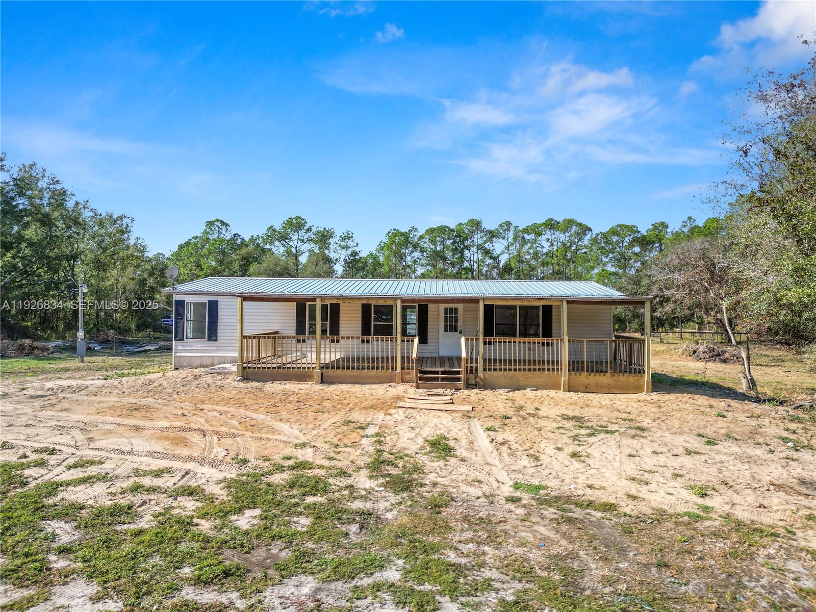 COUNTRY HAVEN - Residential