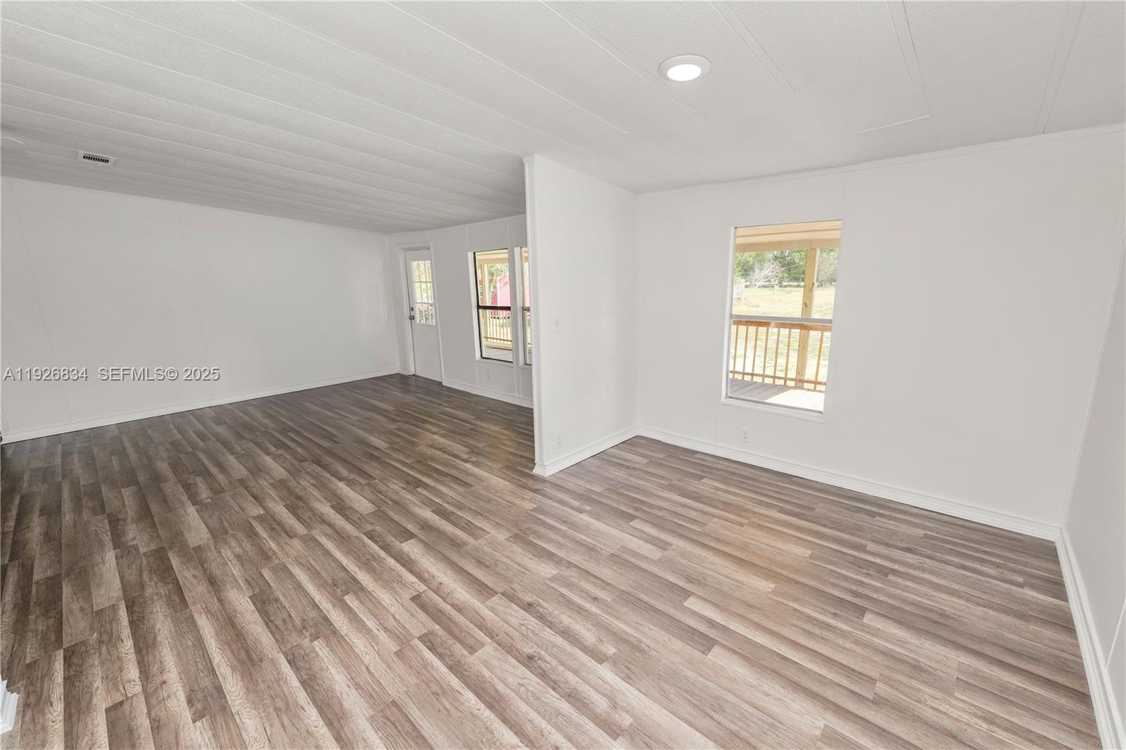 COUNTRY HAVEN - Residential