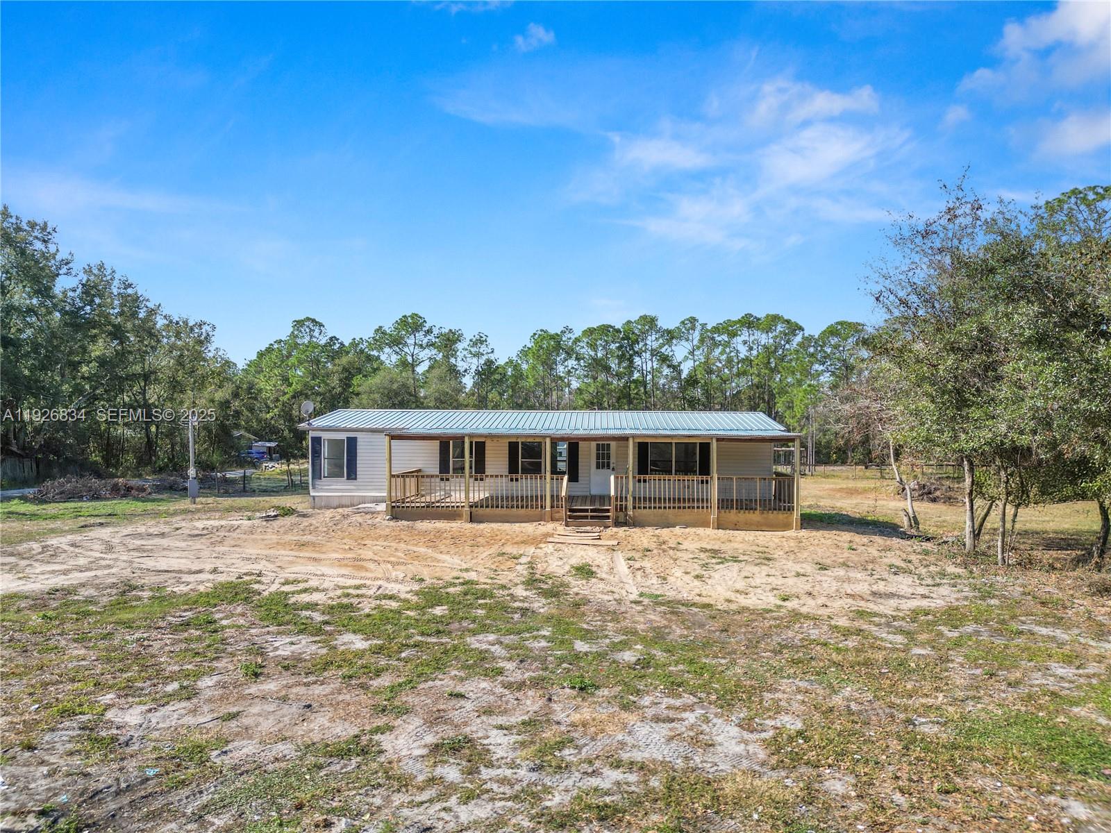 COUNTRY HAVEN - Residential