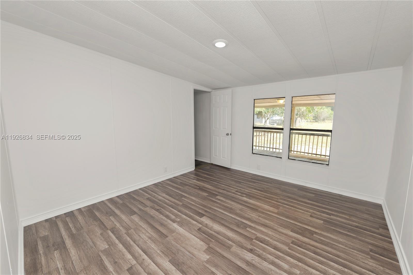 COUNTRY HAVEN - Residential