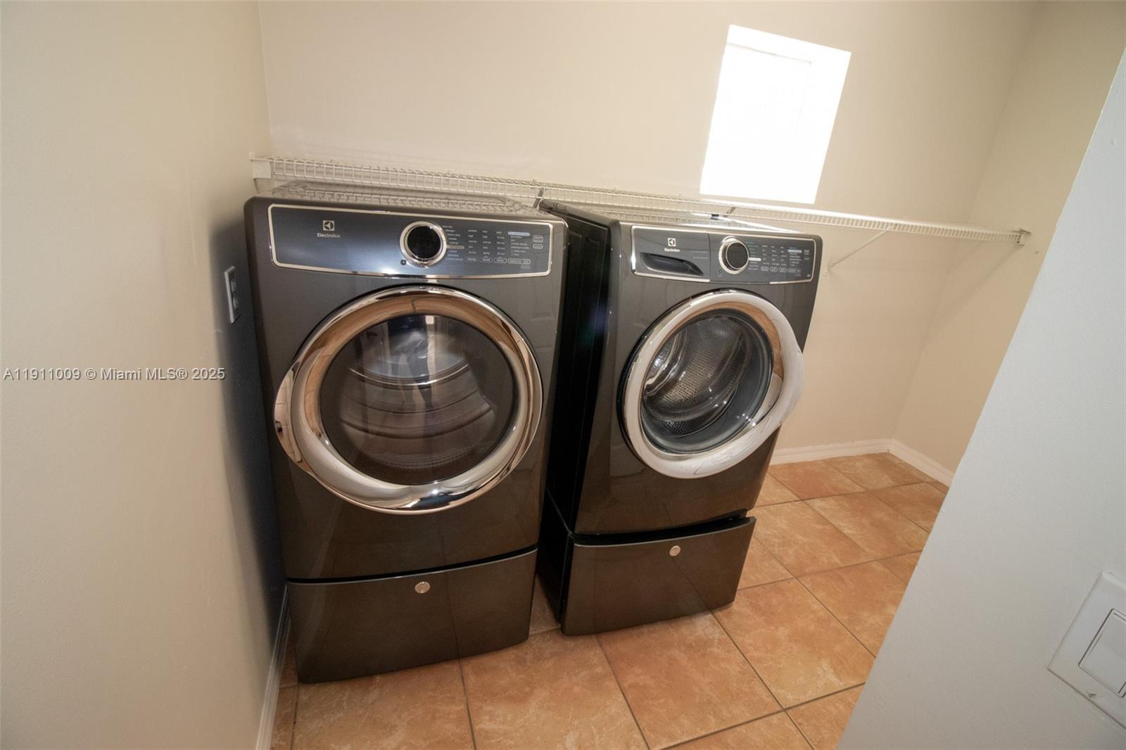 WYNDHAM LAKES NORTH - Residential Lease