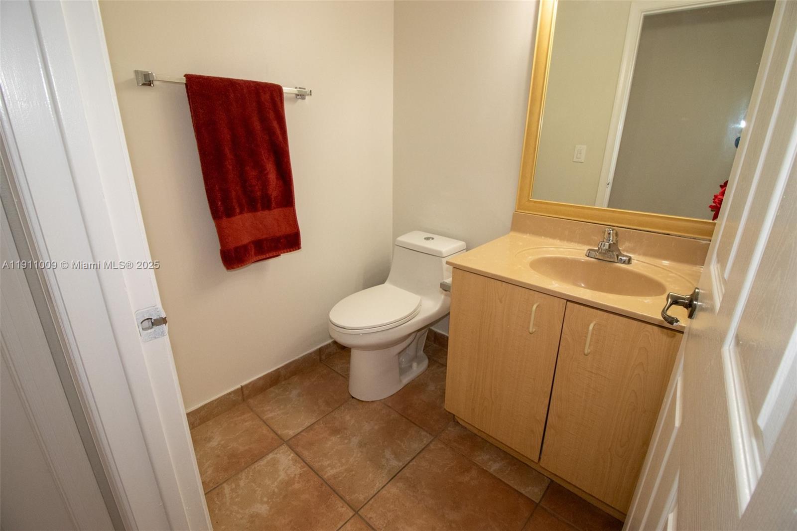 WYNDHAM LAKES NORTH - Residential Lease