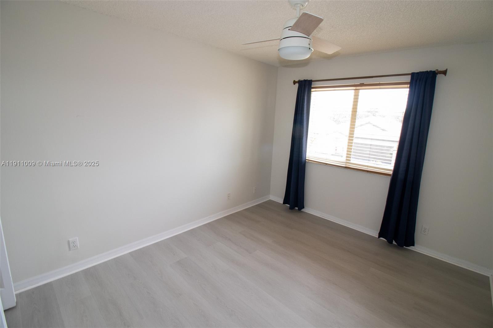 WYNDHAM LAKES NORTH - Residential Lease