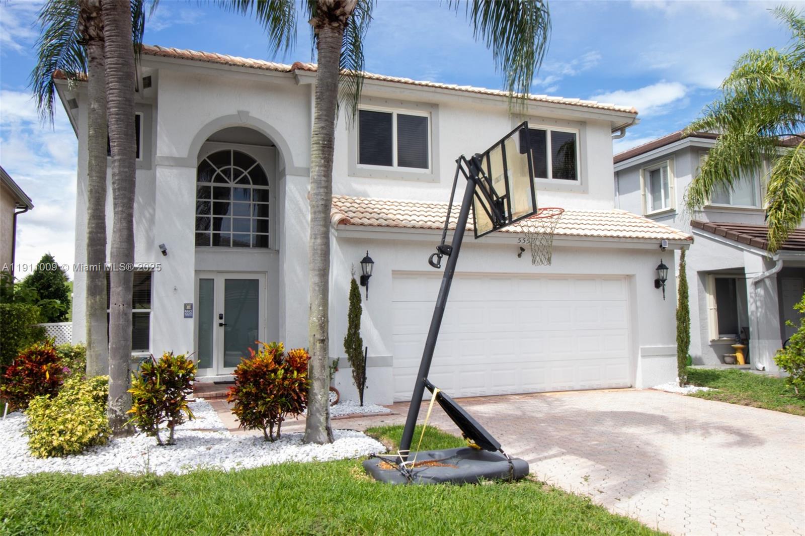 WYNDHAM LAKES NORTH - Residential Lease