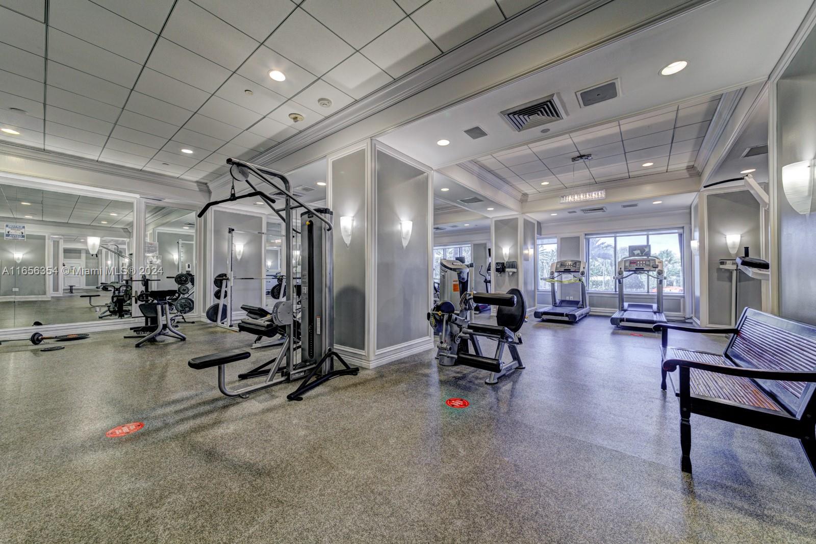 BALMORAL CONDO - Residential Lease