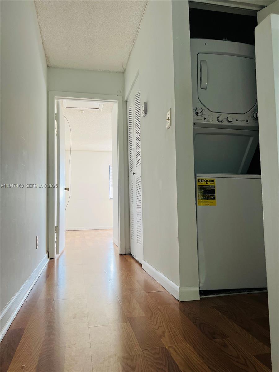 VILLAS AT LAKEVIEW CONDO - Residential