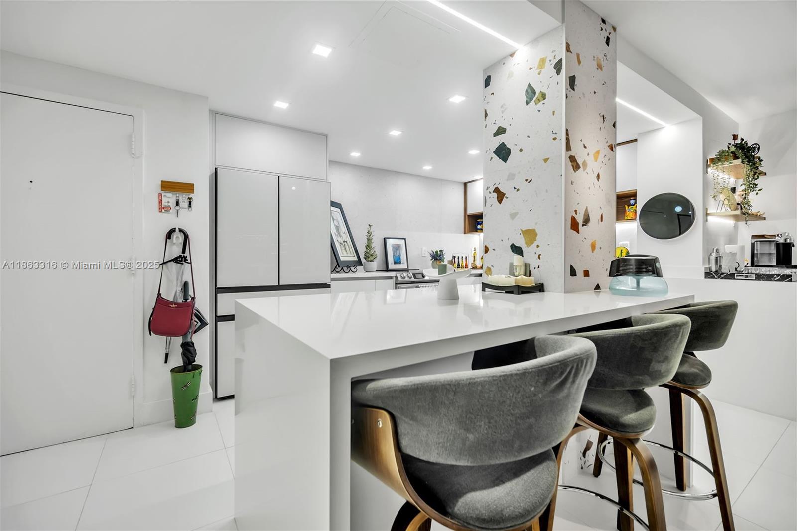 BOSTON PLAZA CONDO - Residential