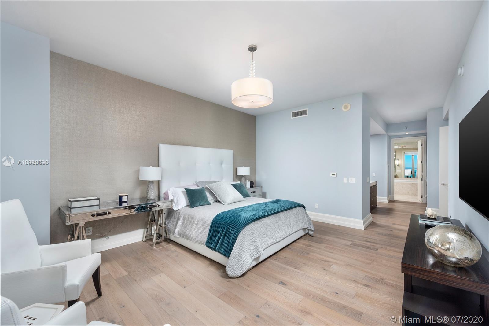 BAL HARBOUR NORTH SOUTH C - Residential