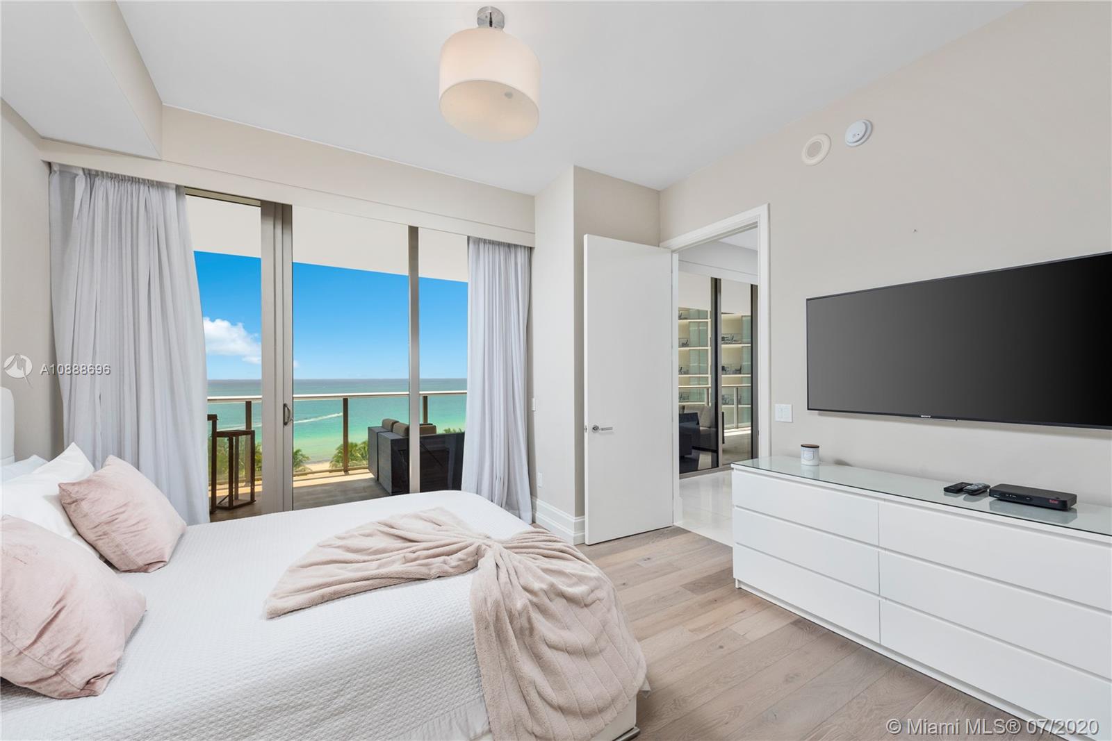 BAL HARBOUR NORTH SOUTH C - Residential