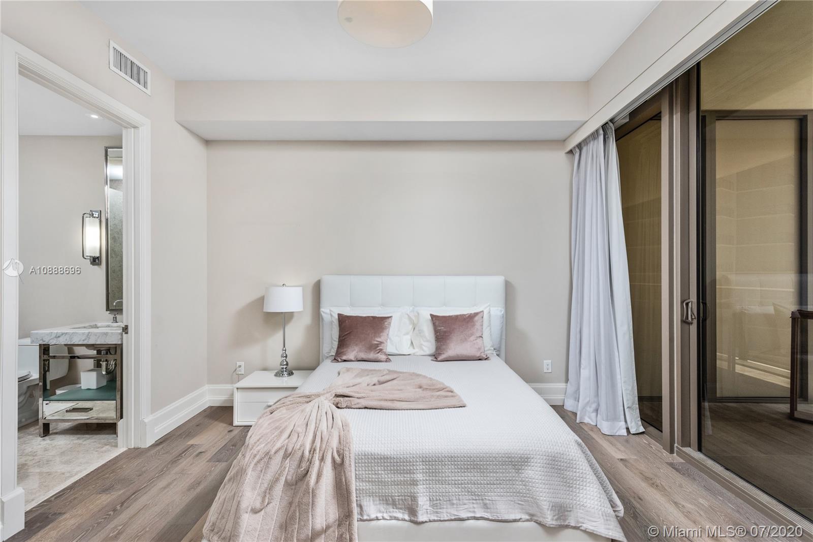 BAL HARBOUR NORTH SOUTH C - Residential