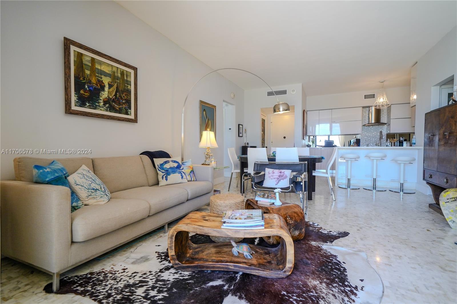 TOWERS OF KEY BISCAYNE CO - Residential Lease