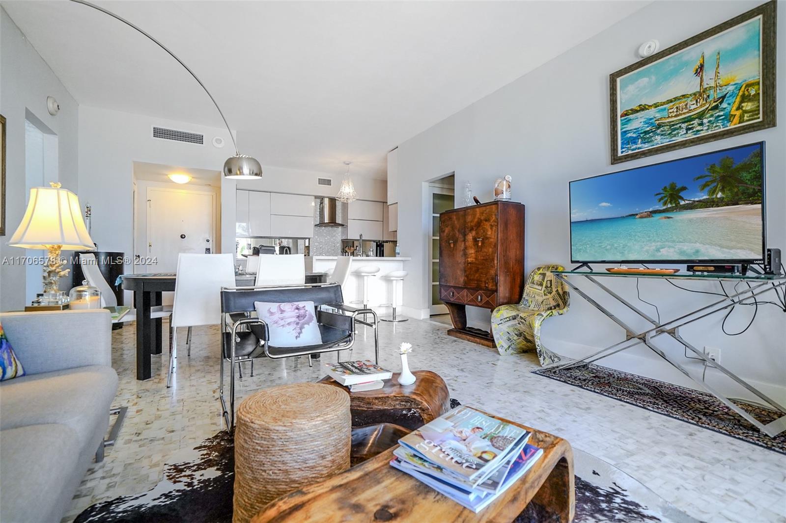 TOWERS OF KEY BISCAYNE CO - Residential Lease