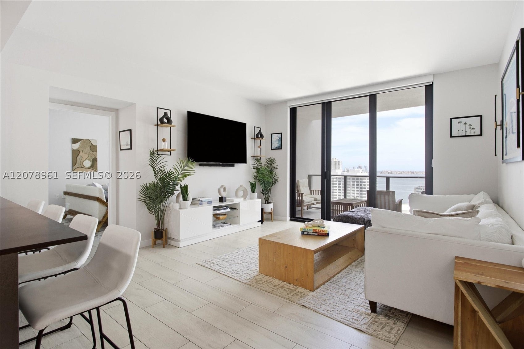 1010 Brickell Ave 2102