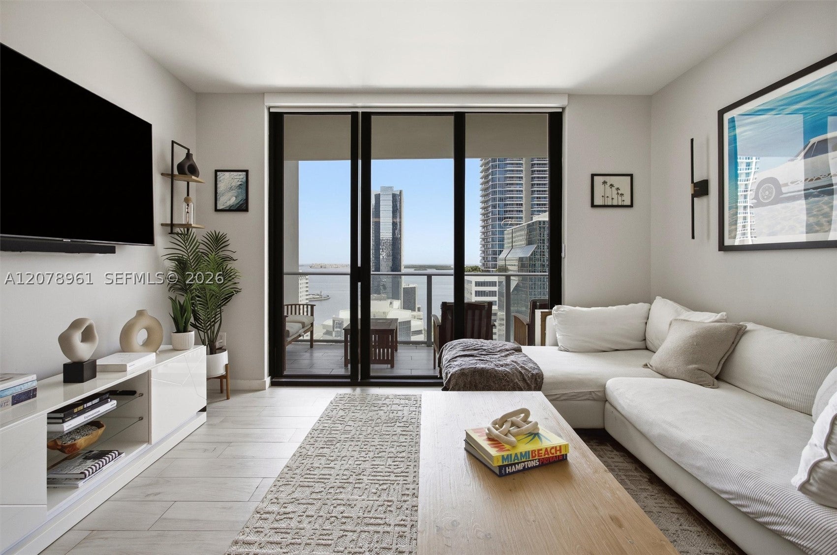 1010 Brickell Ave 2102