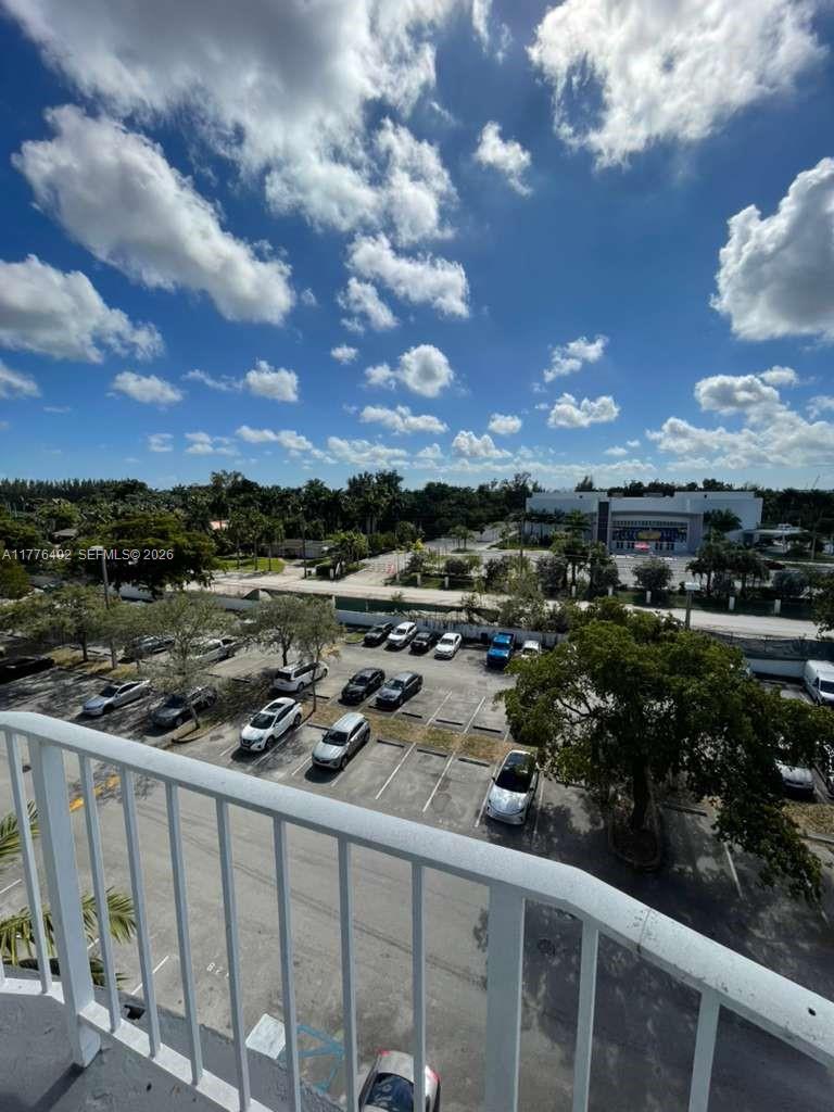 MONTECARLO CONDO - Residential