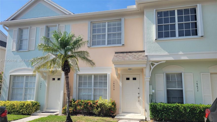 Beautifu townhouse, perfect for a first buyer or investor (you can rent it out immediately).Low HOA monthly fee, close to A+ schools, The property comes with a membership of the Bonaventure Town Center Club (annual fee required) which has a lot of amenities like Bowling, Pickleball, Racquetball, indoor skating rink, indoor basketball court, Tennis courts, 2 Pools, Gym, game rooms, billiard room, etc.New Roof 2023 . Electrical Panel 2025 . The propetty has been fresh painting and  a new water heater. 2026. Bring your offer the seller is motivated to sell.