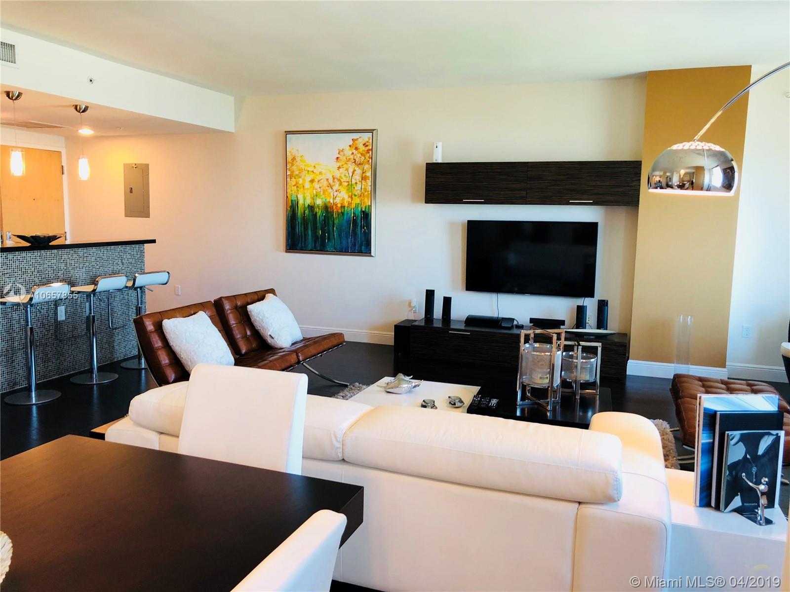VIZCAYNE NORTH CONDO - Residential Lease