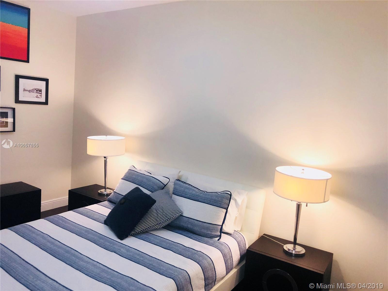 VIZCAYNE NORTH CONDO - Residential Lease