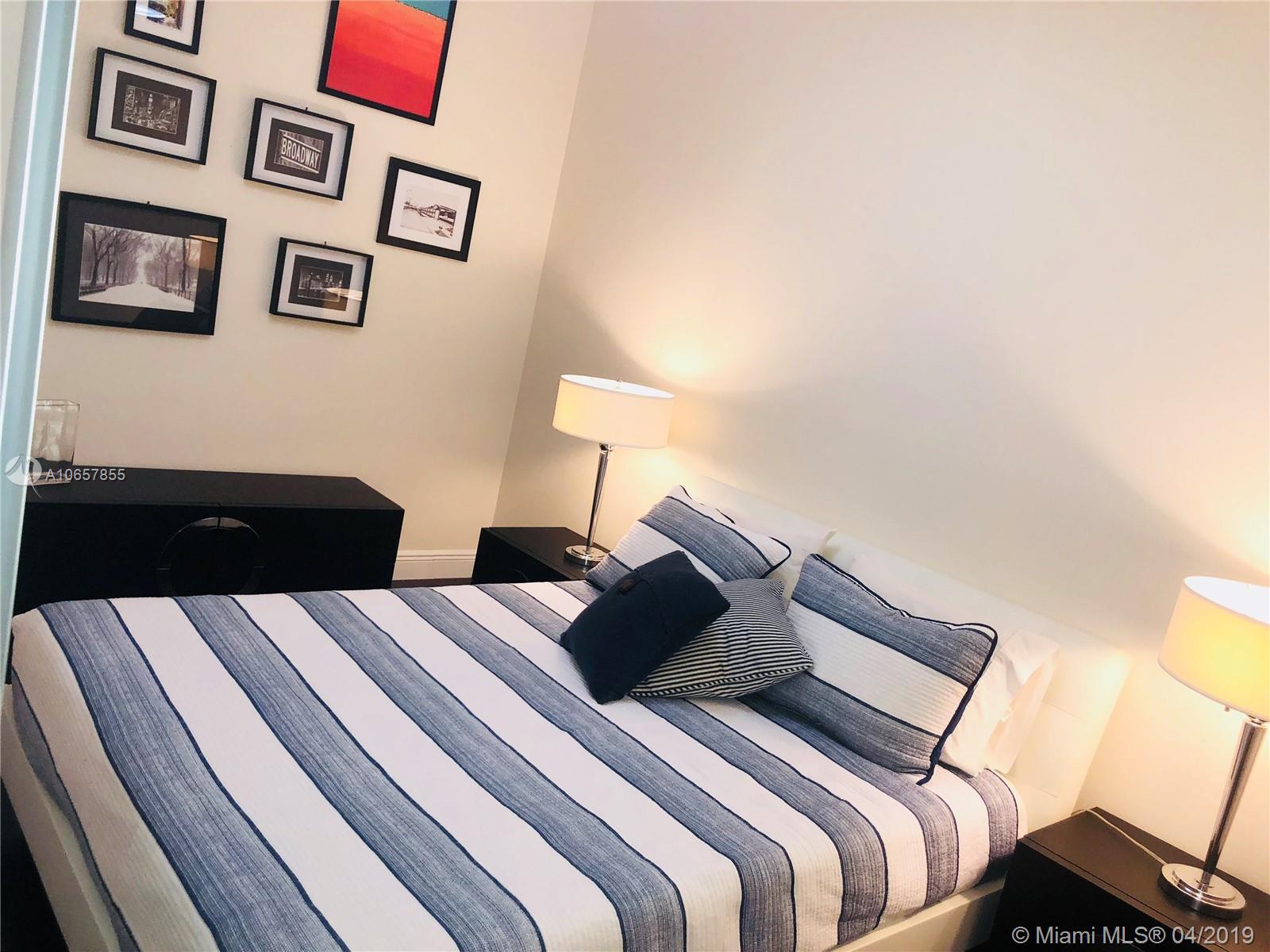 VIZCAYNE NORTH CONDO - Residential Lease